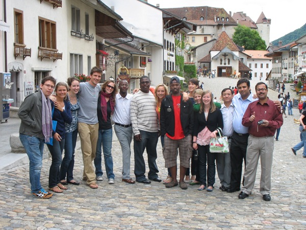 Bonding moments between the Fellows and IBJ Staff last year at the Fellows Summit (Photo by Sanjeewa Liyanage)