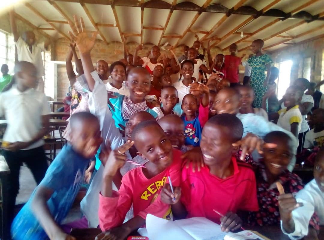 Photo prise par notre YCJ dans l'Est du Burundi, auprès des enfants du centre de rééducation pour mineurs de Ruyigi.