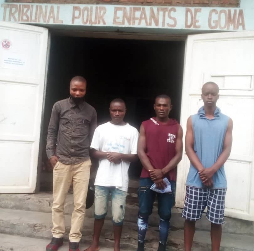 Photo de YJC Noé Bujiriri (RDC). Il a accompagné et pris en charge 10 cas d'enfants en conflit avec la loi, dont 4 ont été rapidement acquittés et libérés.