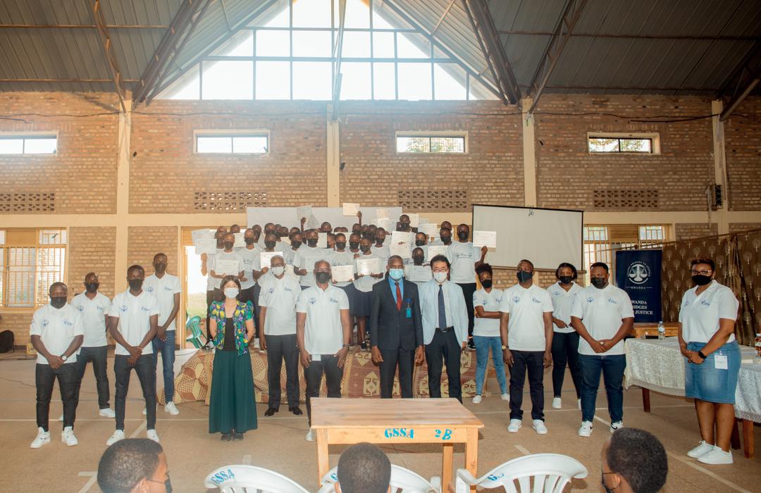 Ils ont réussi à organiser un événement de prévention de la criminalité avec des jeunes des provinces de l'Est du Rwanda, ainsi que le lancement du club "Youth Empowerment for Justice Club". Le club est notamment présent sur les médias sociaux et contribue à réduire l'incarcération des jeunes dans le pays.